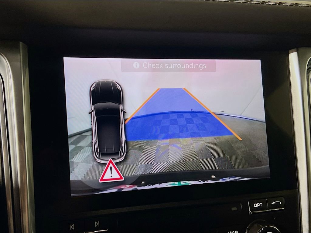 Used 2017 Porsche Macan S image 12