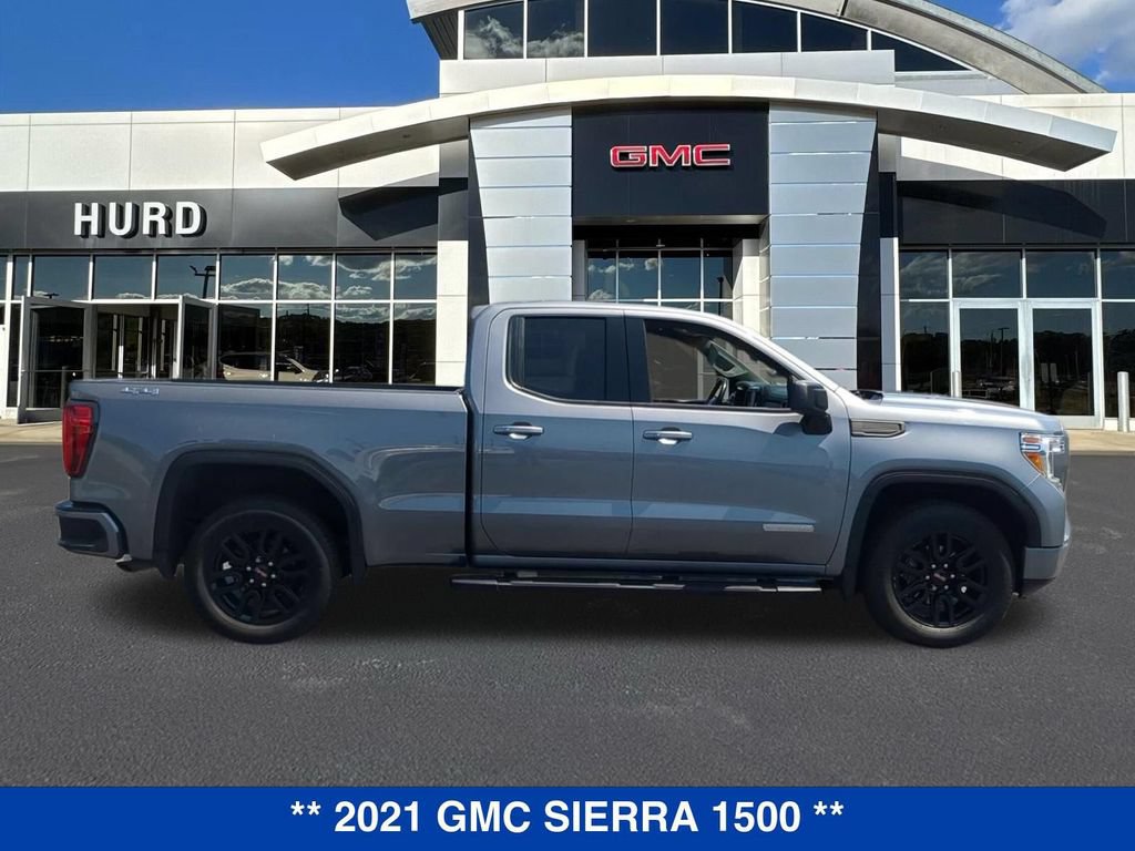 Used 2021 GMC Sierra 1500 Elevation w/ LPO, Elevation Black Package AWD/4WD image 3