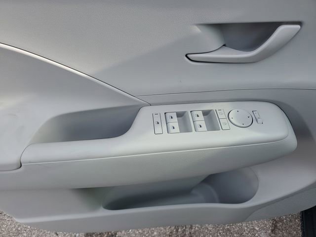 New 2026 Hyundai Kona SE AWD/4WD image 18