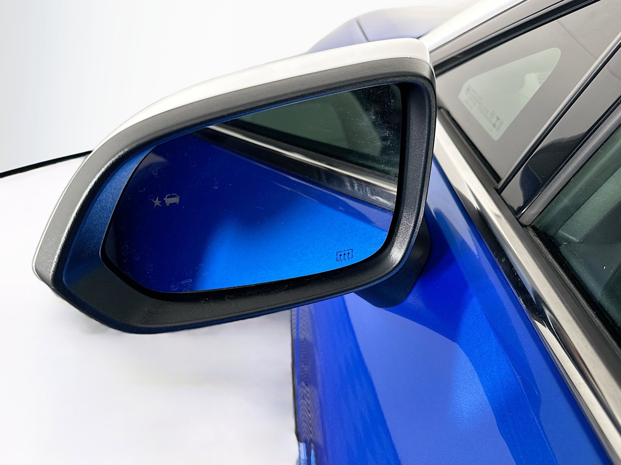 Used 2024 Chevrolet Equinox EV LT w/ Active Safety Package 3 FWD image 16