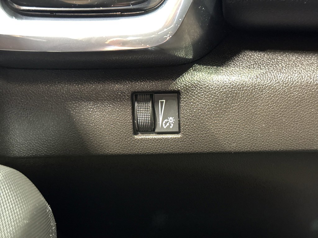 Used 2023 GMC Canyon Elevation w/ Elevation Premium Package image 33