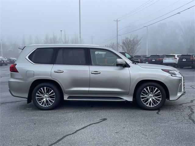 Used 2019 Lexus LX 570 4WD w/ Luxury Package image 6