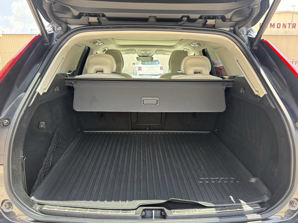 Used 2022 Volvo XC60 B6 Inscription w/ Advanced Package AWD/4WD image 27