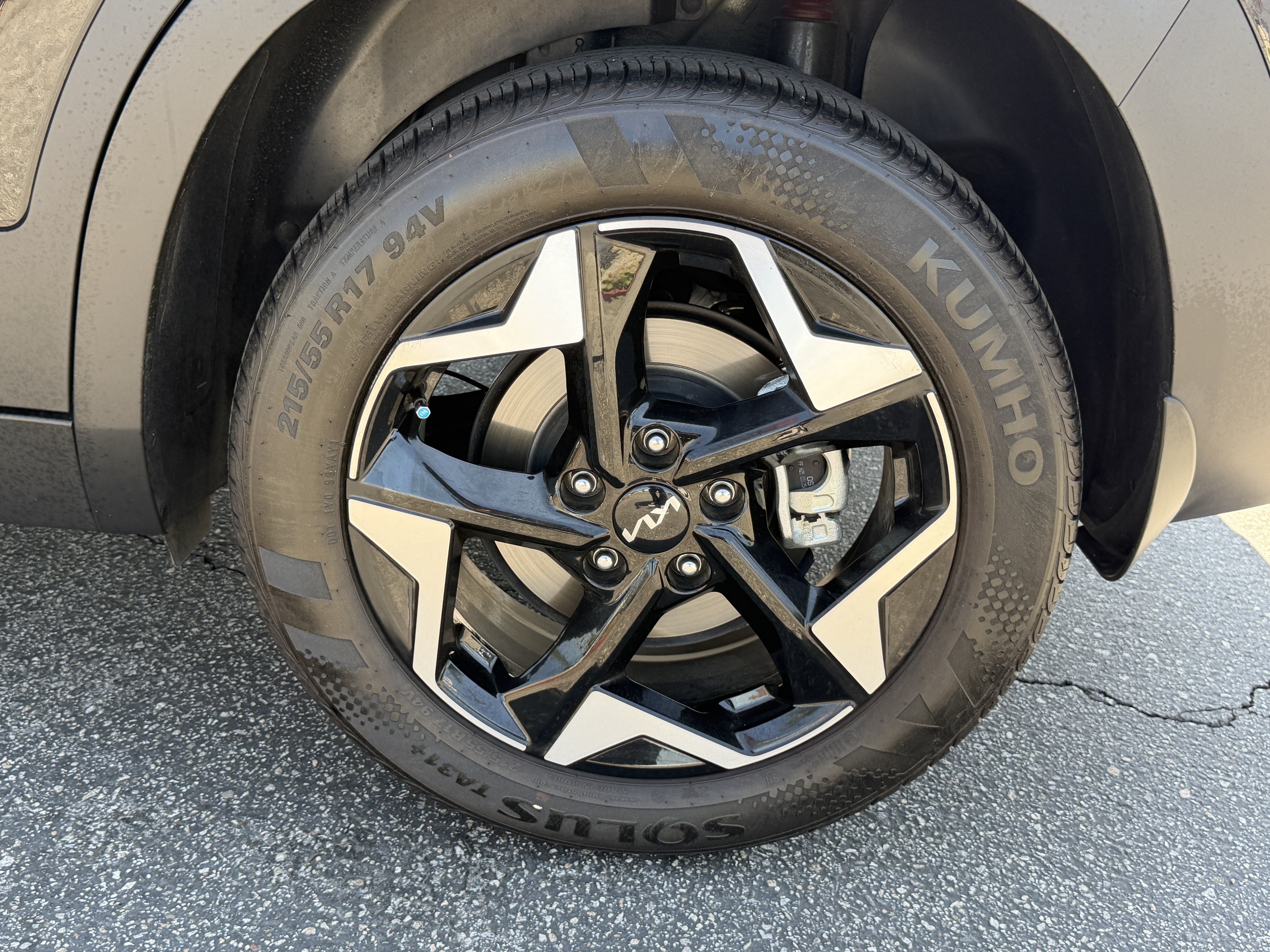 Certified 2025 Kia Seltos S AWD/4WD image 11
