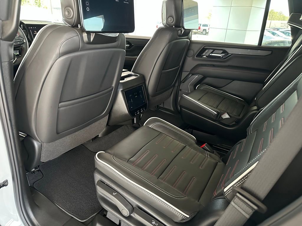 New 2026 GMC Yukon AT4 Ultimate image 16