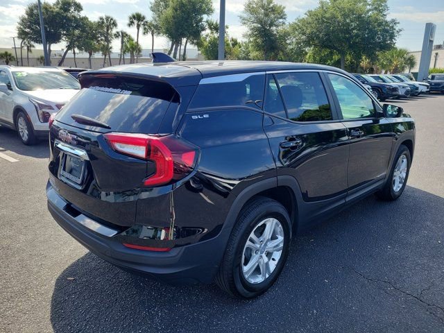 Used 2024 GMC Terrain SLE FWD image 33