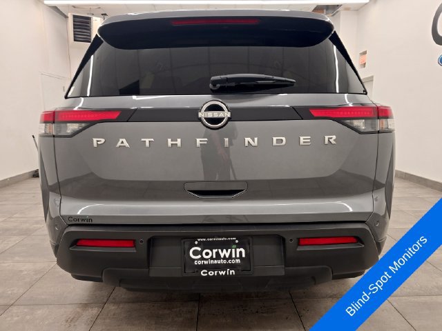Used 2025 Nissan Pathfinder SV FWD image 4