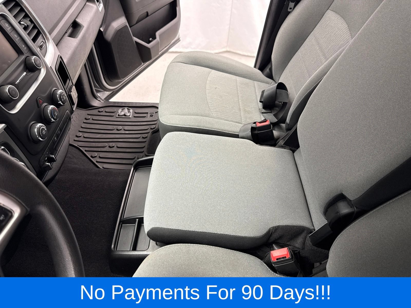 Used 2022 RAM 1500 Classic SLT w/ Protection Group AWD/4WD image 21