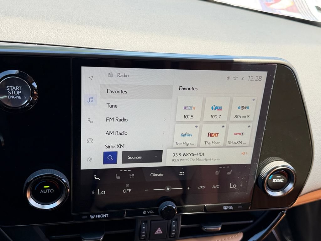 Used 2024 Lexus NX 250 FWD image 20