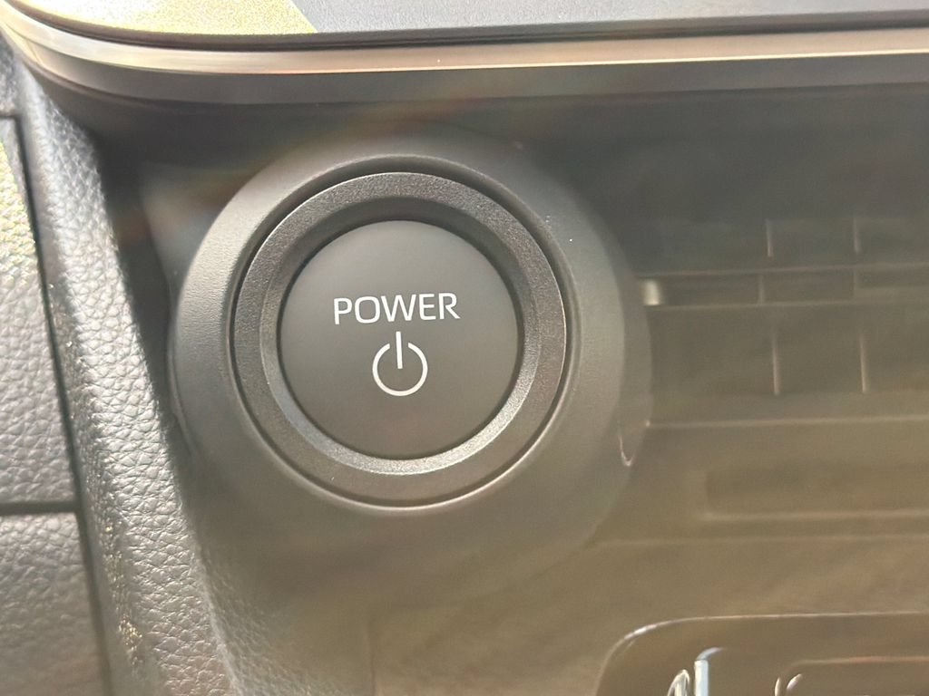 New 2027 Toyota Prius XLE FWD image 36