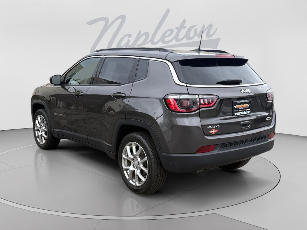 Certified 2023 Jeep Compass Latitude AWD/4WD image 3