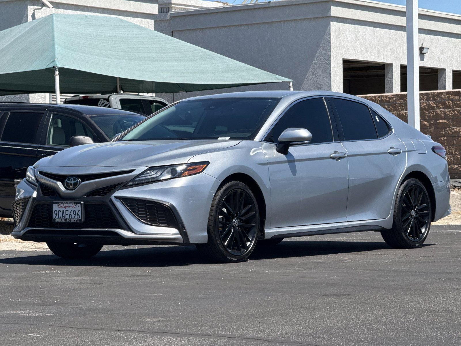 Used 2022 Toyota Camry XSE FWD image 7