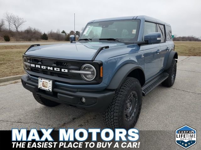 New 2025 Ford Bronco Outer Banks w/ Sasquatch Package image 13