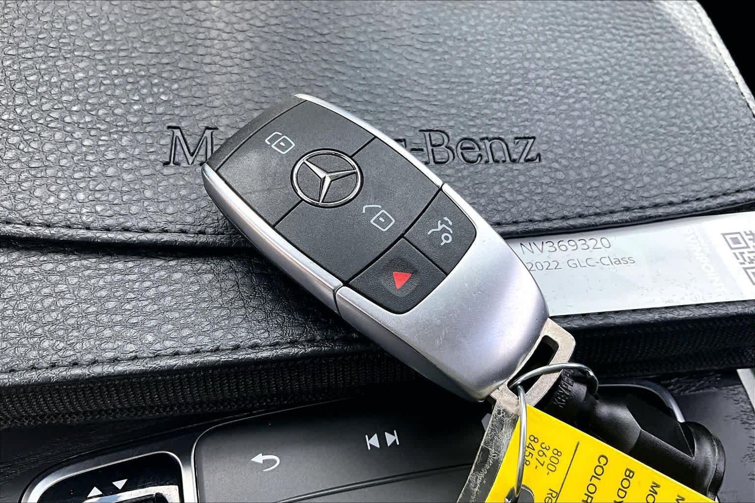 Certified 2022 Mercedes-Benz GLC 300 w/ Premium Package Lite image 15