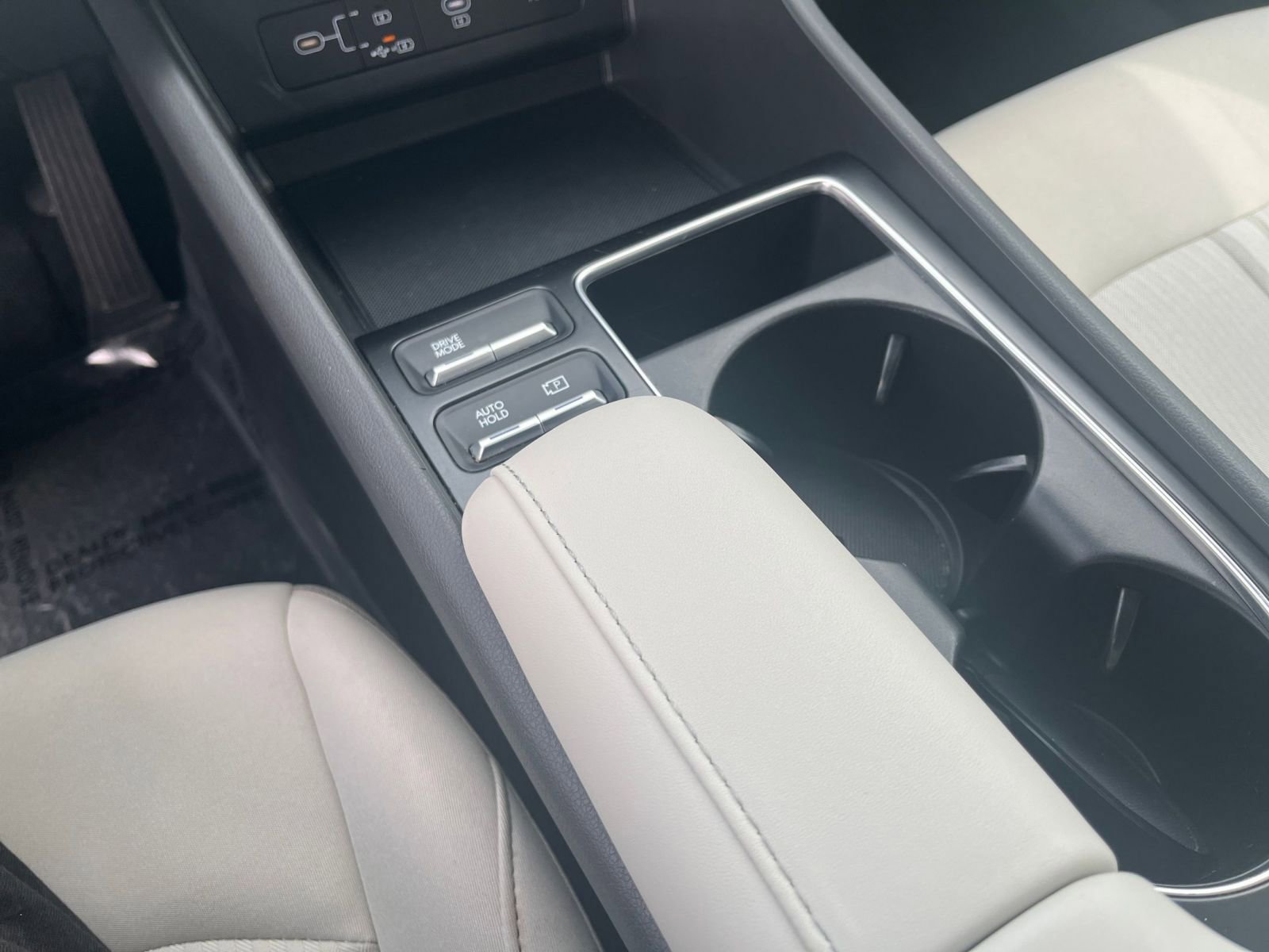 Used 2025 Hyundai Sonata SEL FWD image 42