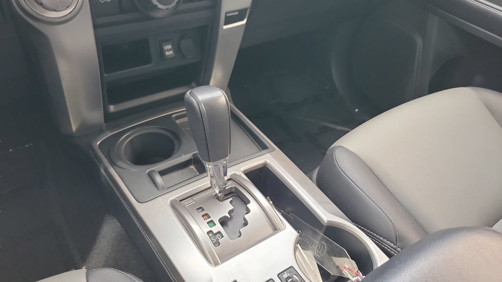 Used 2017 Toyota 4Runner SR5 Premium RWD image 15