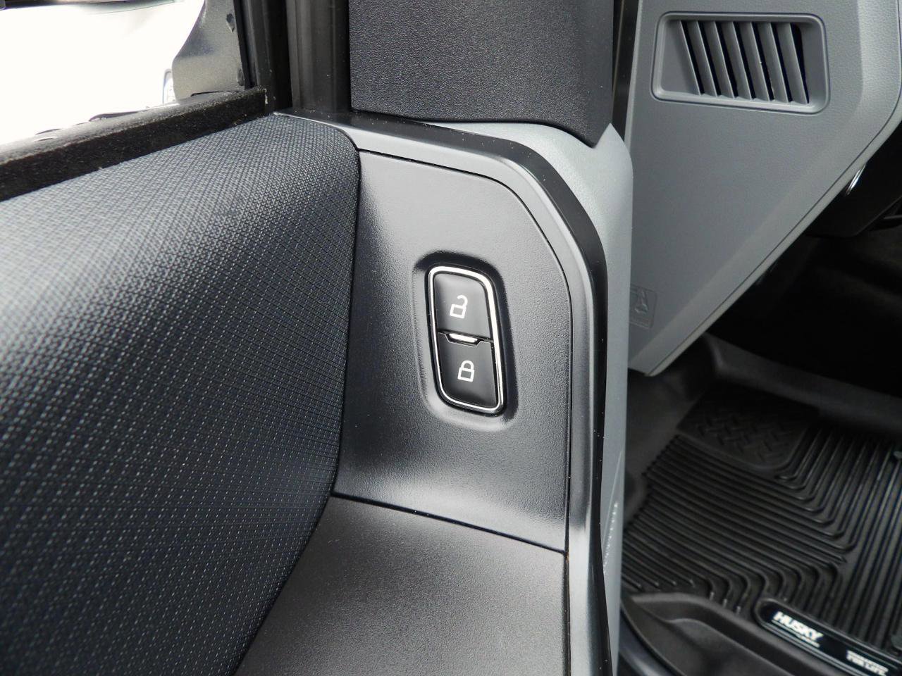 Used 2021 Ford F150 XL w/ Equipment Group 101A High AWD/4WD image 9