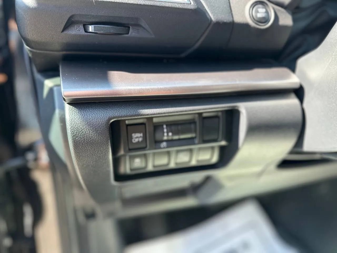 Used 2018 Subaru Crosstrek 2.0i Limited image 46