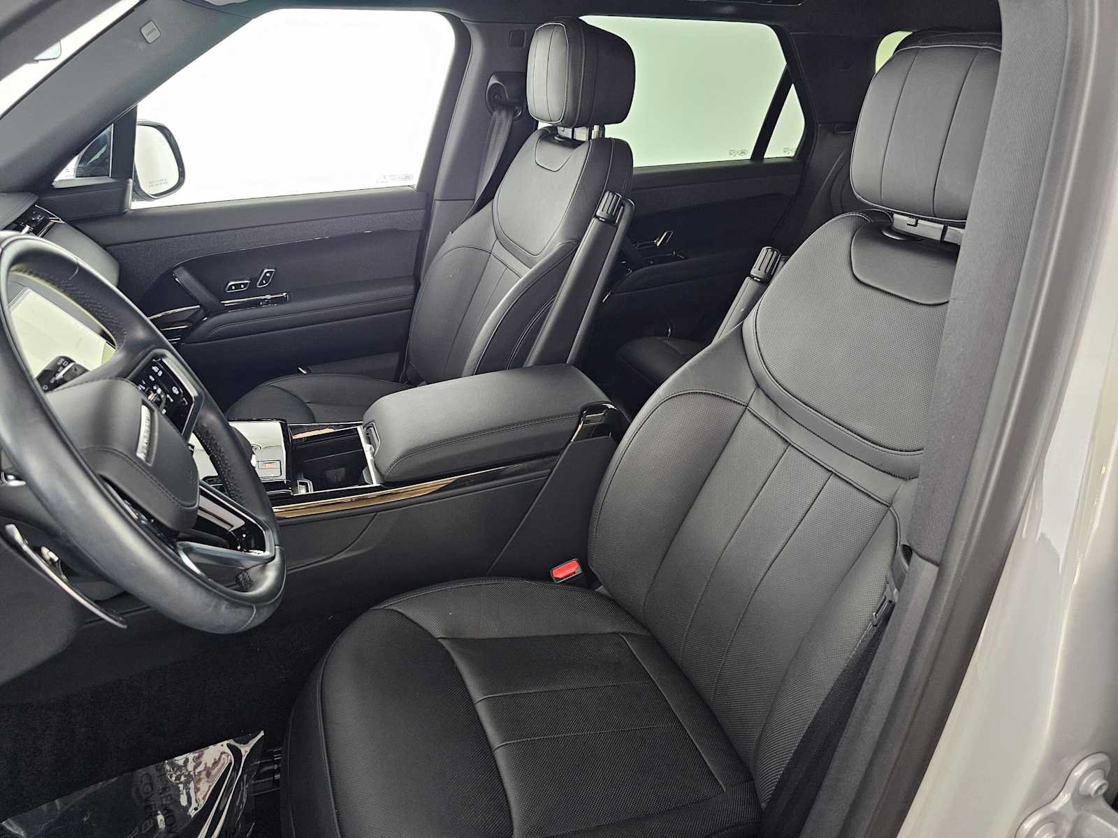 Used 2024 Land Rover Range Rover Sport SE AWD/4WD image 21
