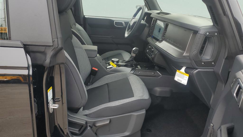 New 2026 Ford Bronco 4-Door image 15