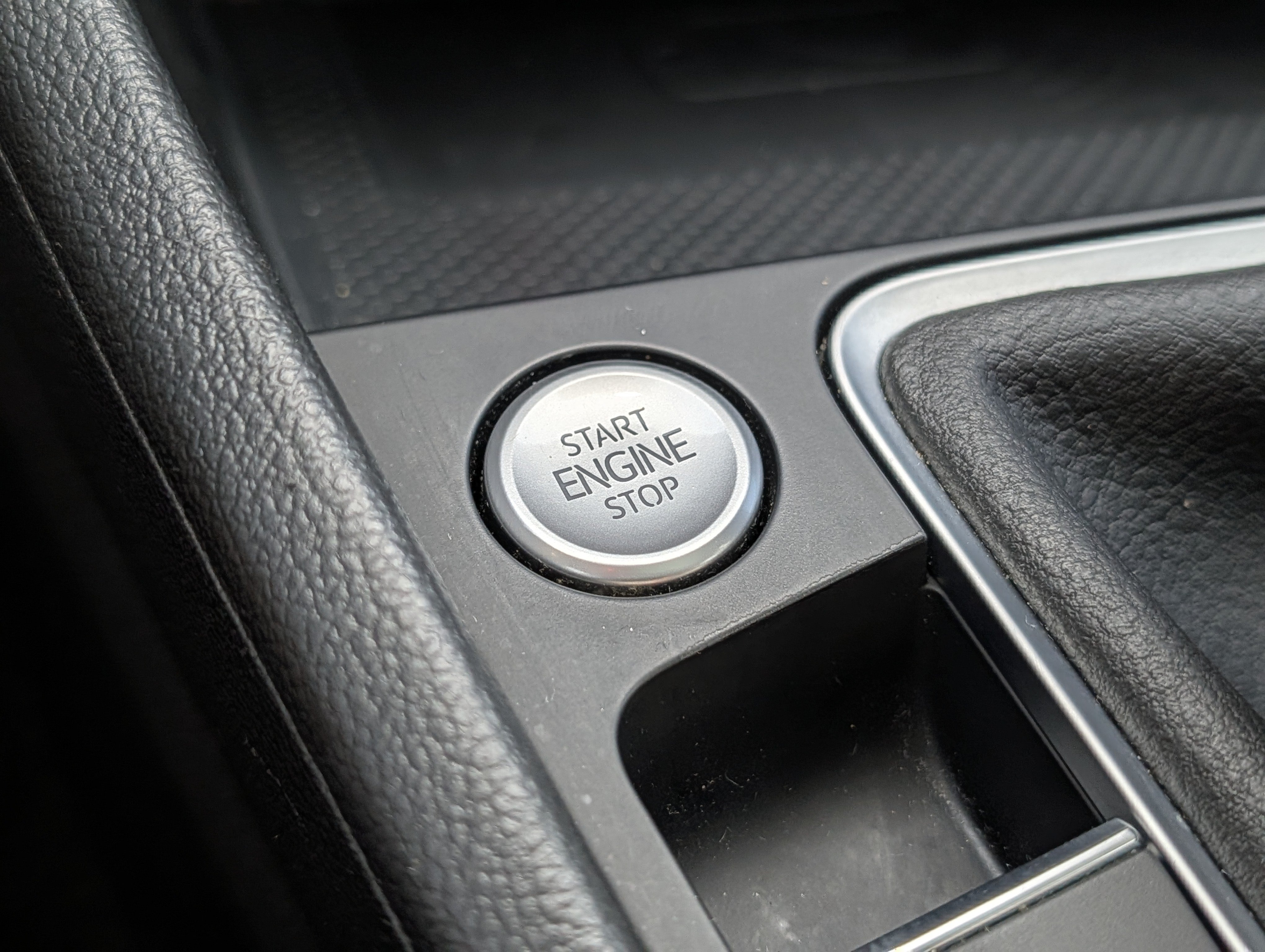 Certified 2023 Volkswagen Jetta SEL FWD image 32
