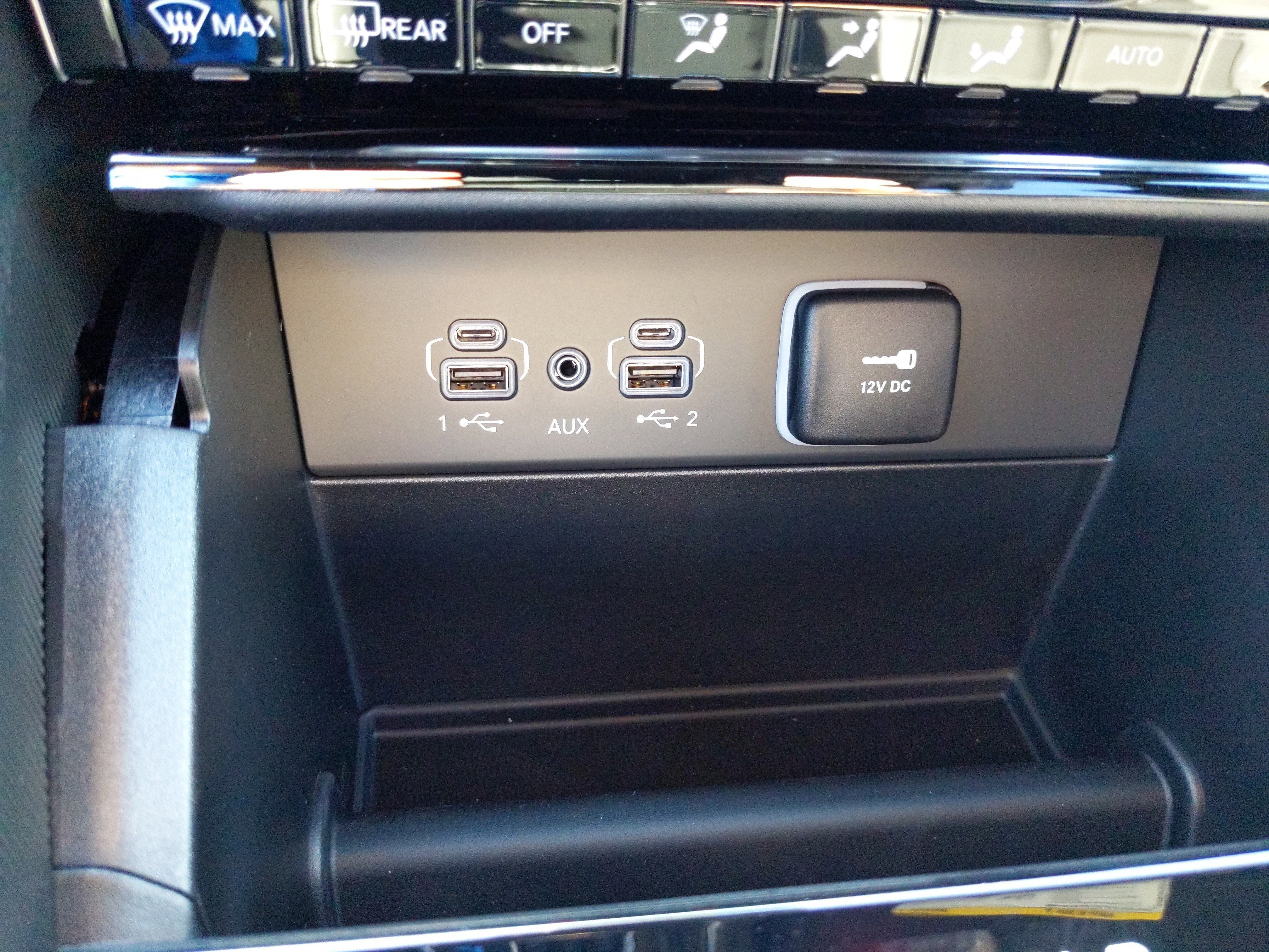 New 2025 Jeep Grand Cherokee Limited w/ Black Appearance Package AWD/4WD image 29