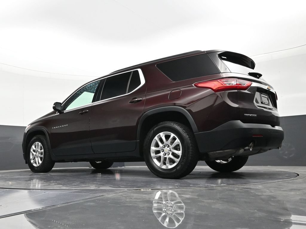 Used 2021 Chevrolet Traverse LT FWD image 21