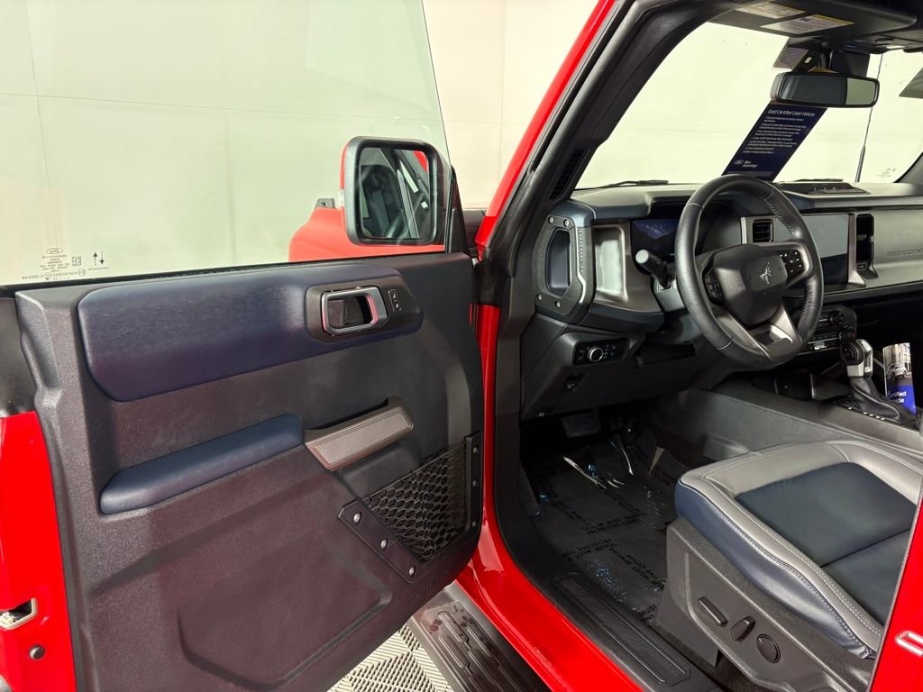 Used 2023 Ford Bronco Outer Banks AWD/4WD image 12