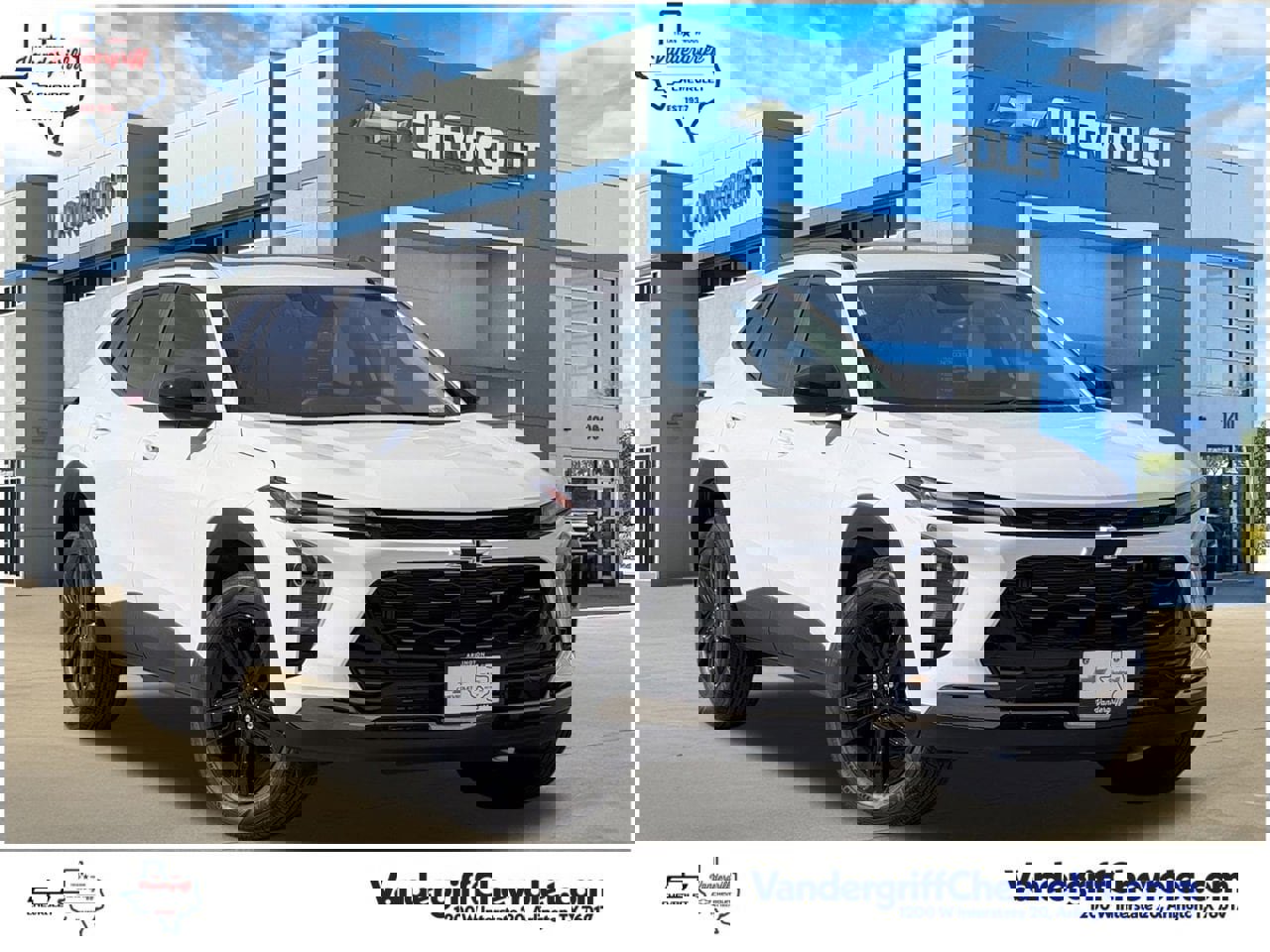 New 2026 Chevrolet Trax ACTIV w/ Sunroof Package