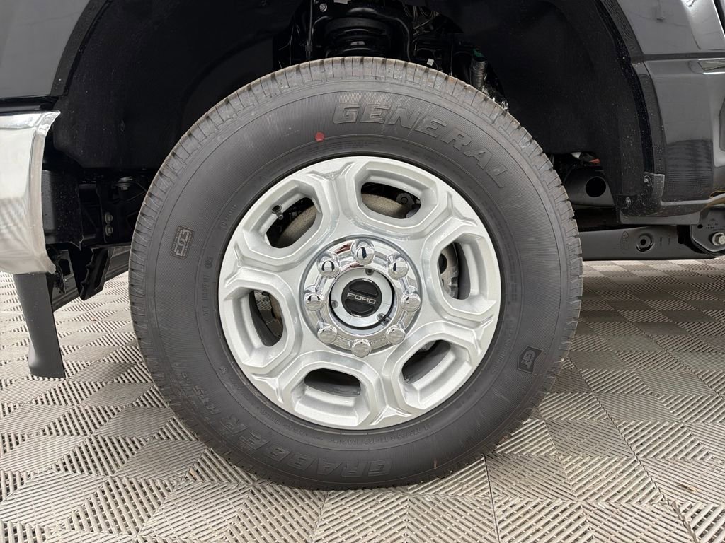 New 2026 Ford F250 XLT image 11