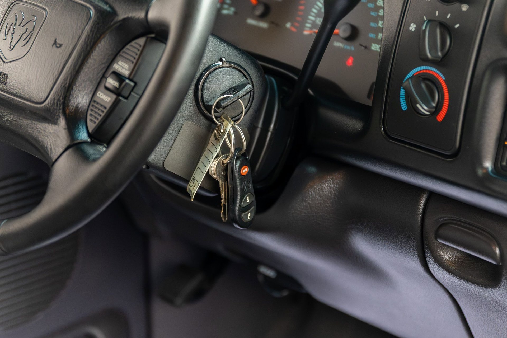 Used 2001 Dodge Ram 2500 Truck 4x4 Quad Cab image 39