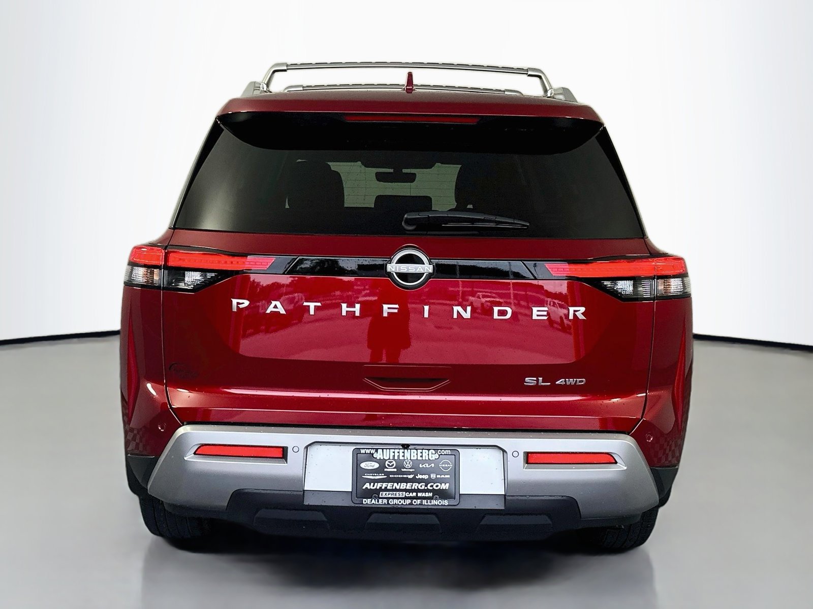 Certified 2024 Nissan Pathfinder SL AWD/4WD image 6