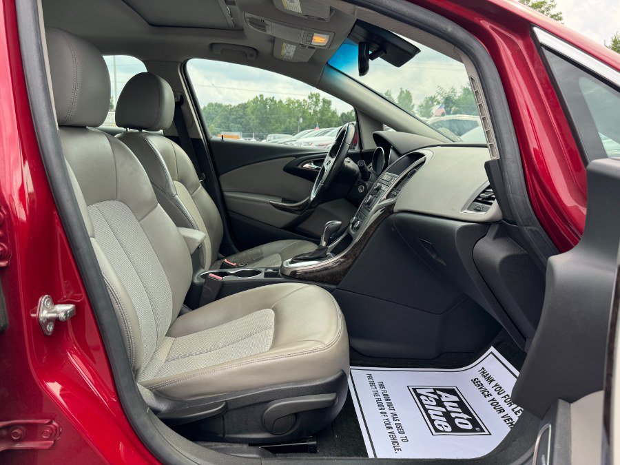 Used 2012 Buick Verano Convenience FWD image 18