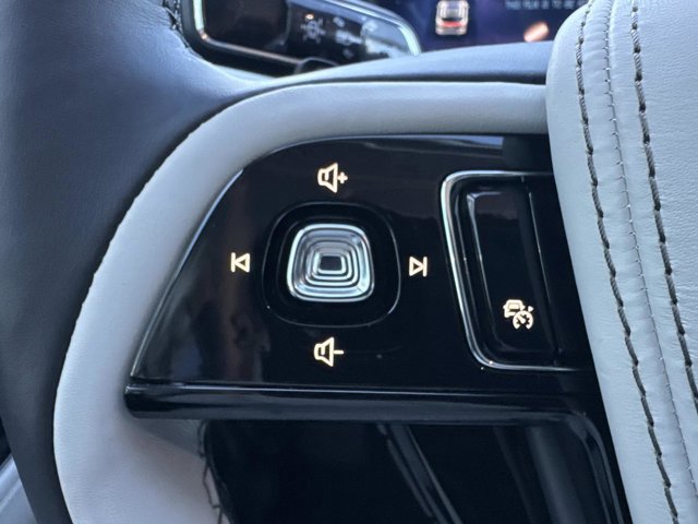 New 2026 Lincoln Aviator 2WD image 29