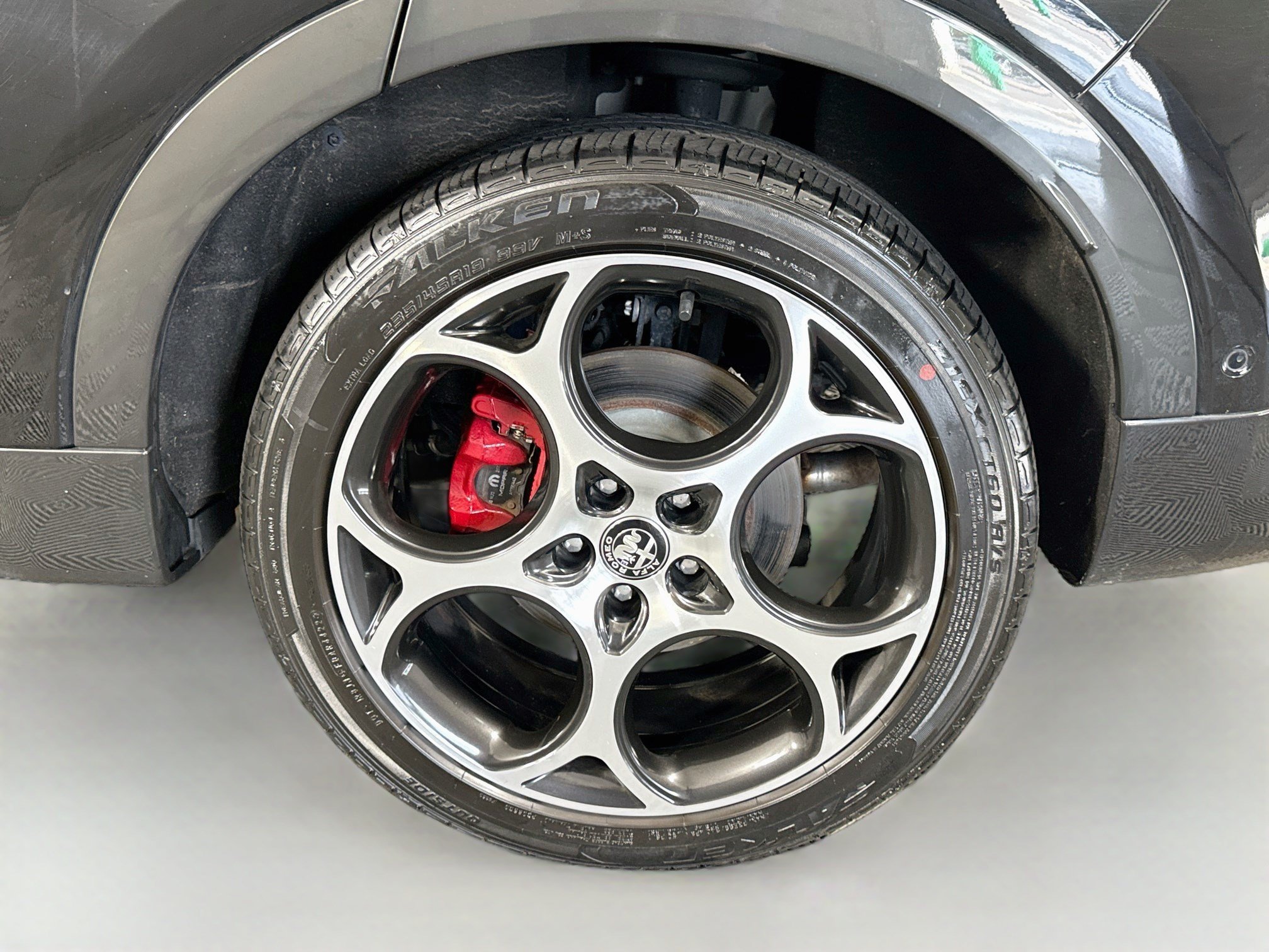Used 2024 Alfa Romeo Tonale Veloce AWD/4WD image 37