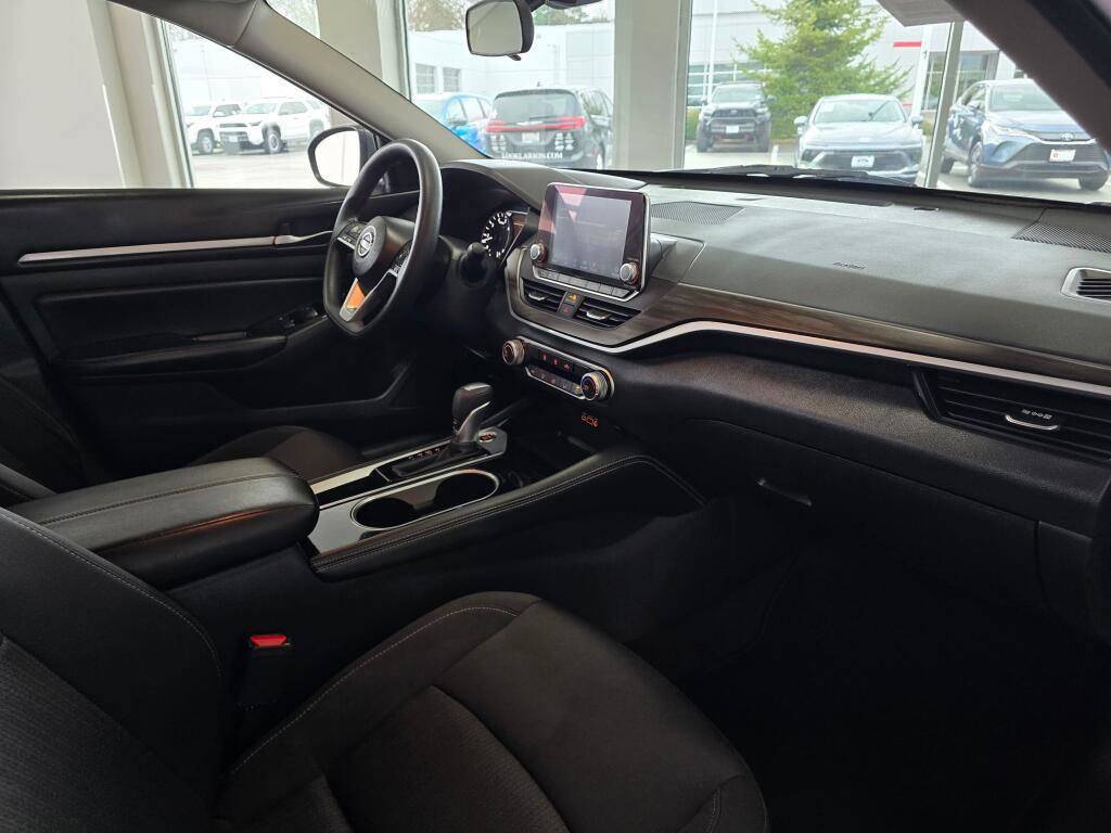 Used 2023 Nissan Altima 2.5 SV image 46