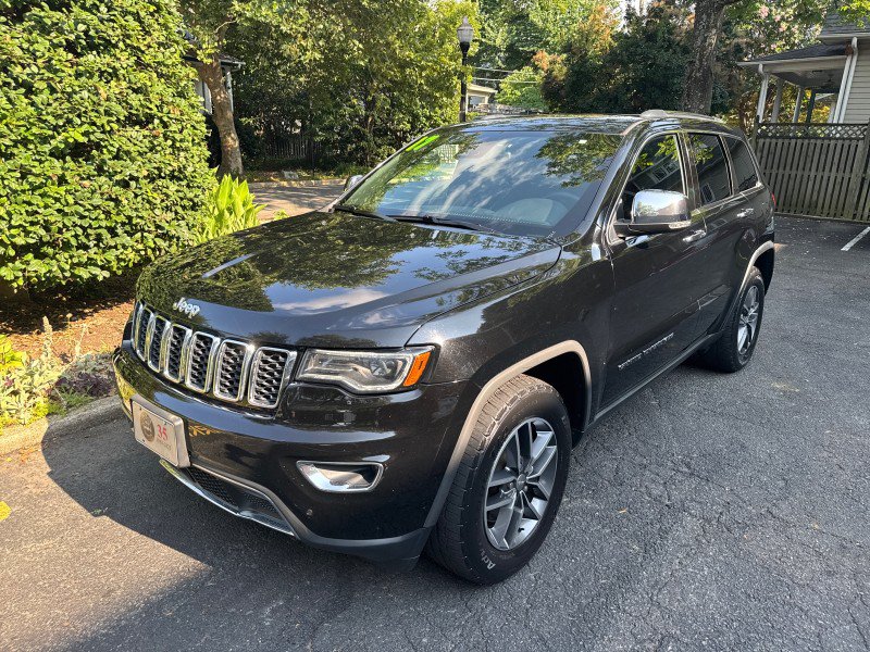 Used 2017 Jeep Grand Cherokee Limited w/ Luxury Group II AWD/4WD image 3