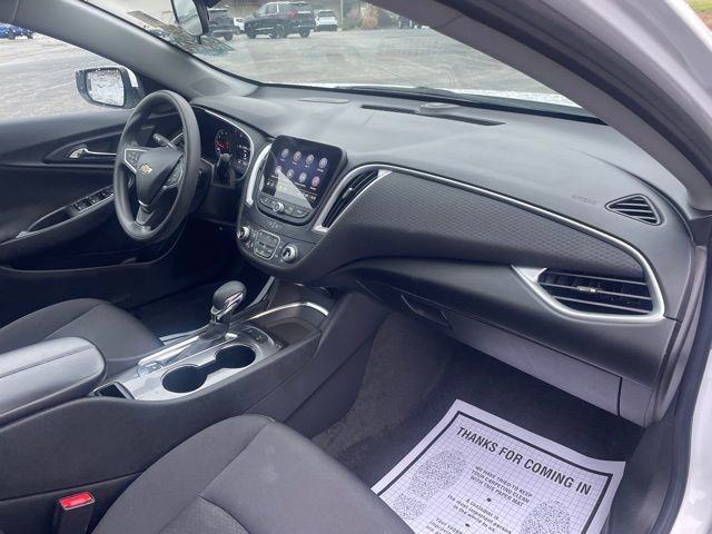 Used 2024 Chevrolet Malibu LT image 32