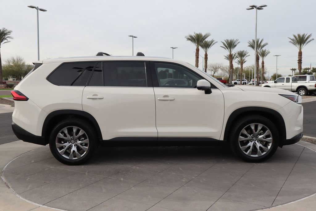 Used 2024 Toyota Grand Highlander Limited image 4