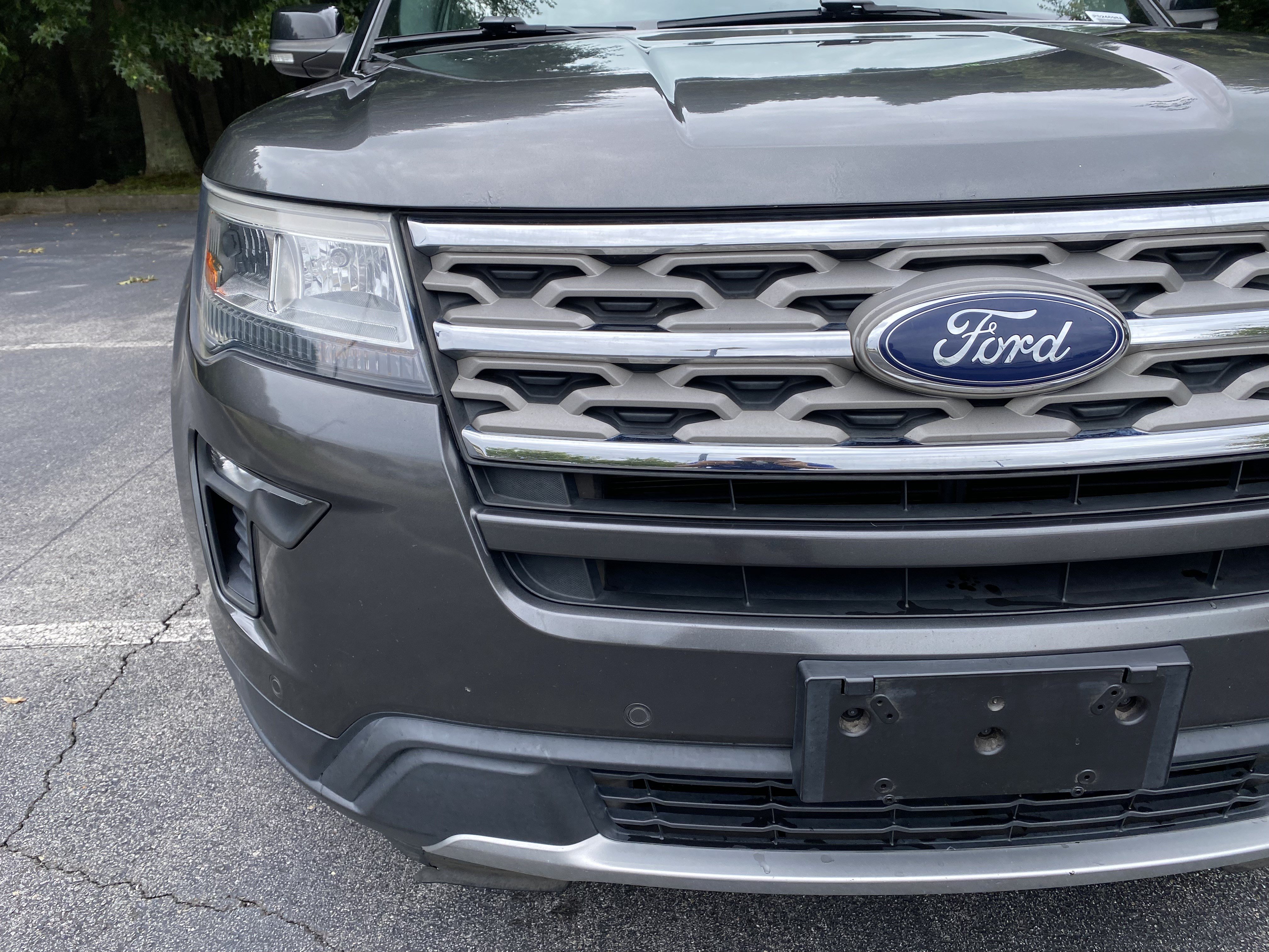 Used 2018 Ford Explorer XLT w/ Equipment Group 202A FWD image 14