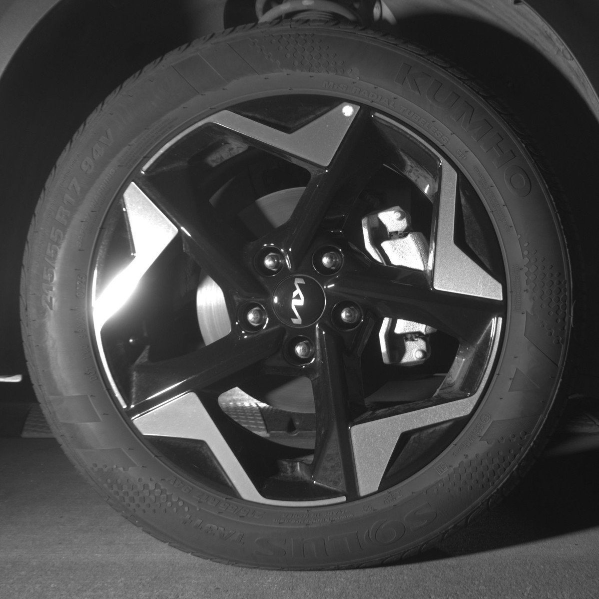 Used 2025 Kia Seltos S image 13