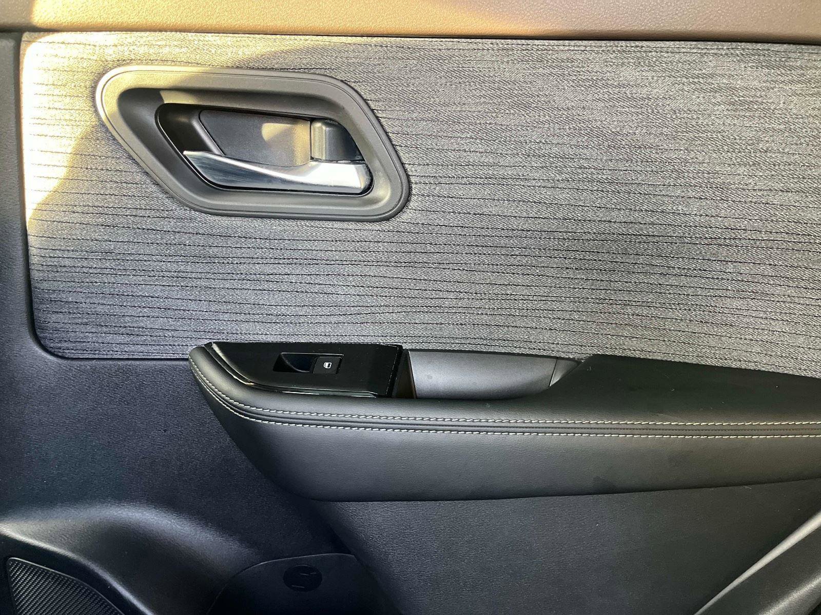 Certified 2023 Nissan Rogue SV image 15