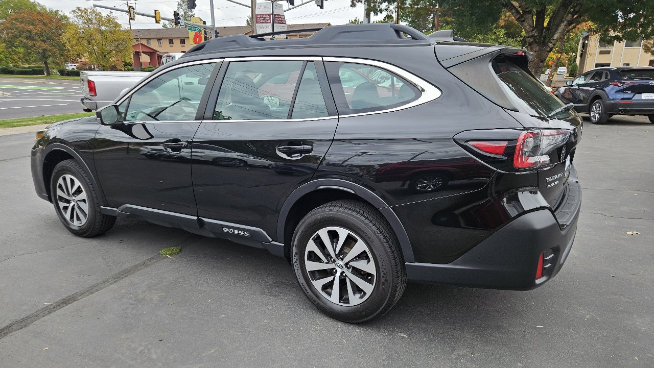 Used 2020 Subaru Outback image 13