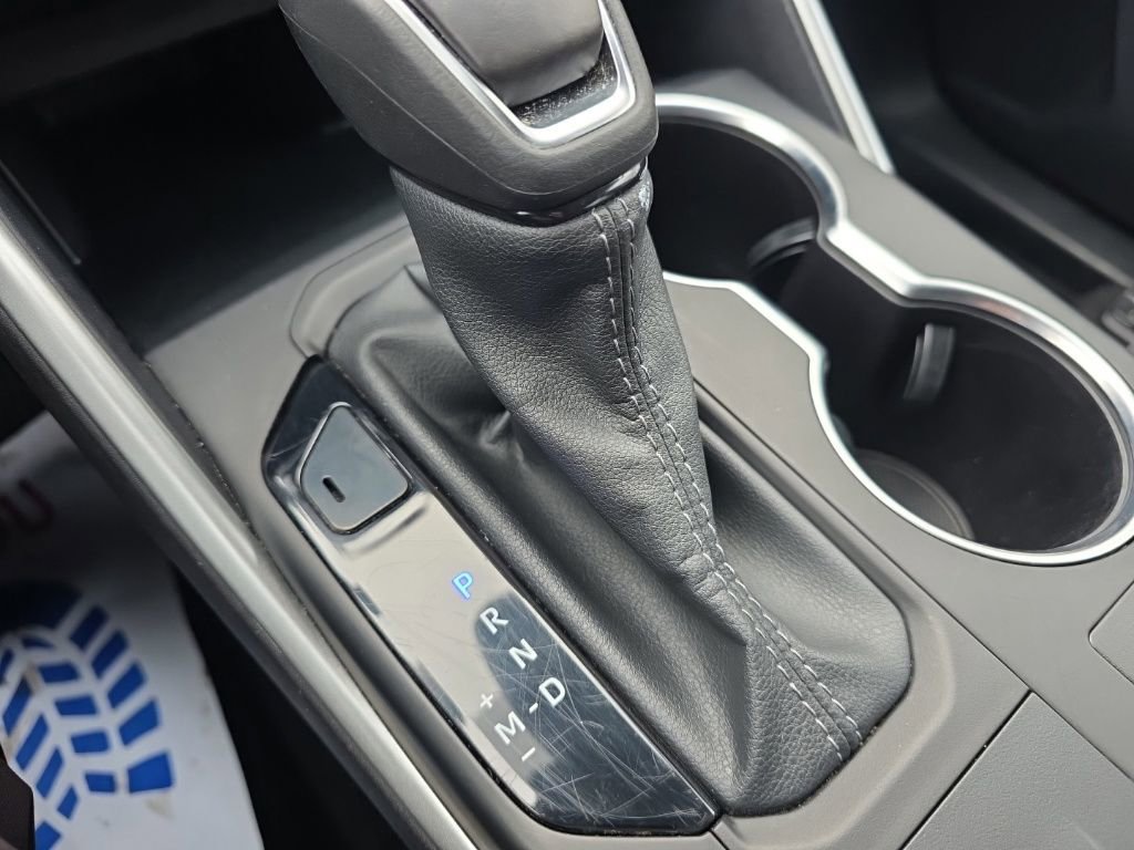 Used 2024 Toyota Highlander LE image 31