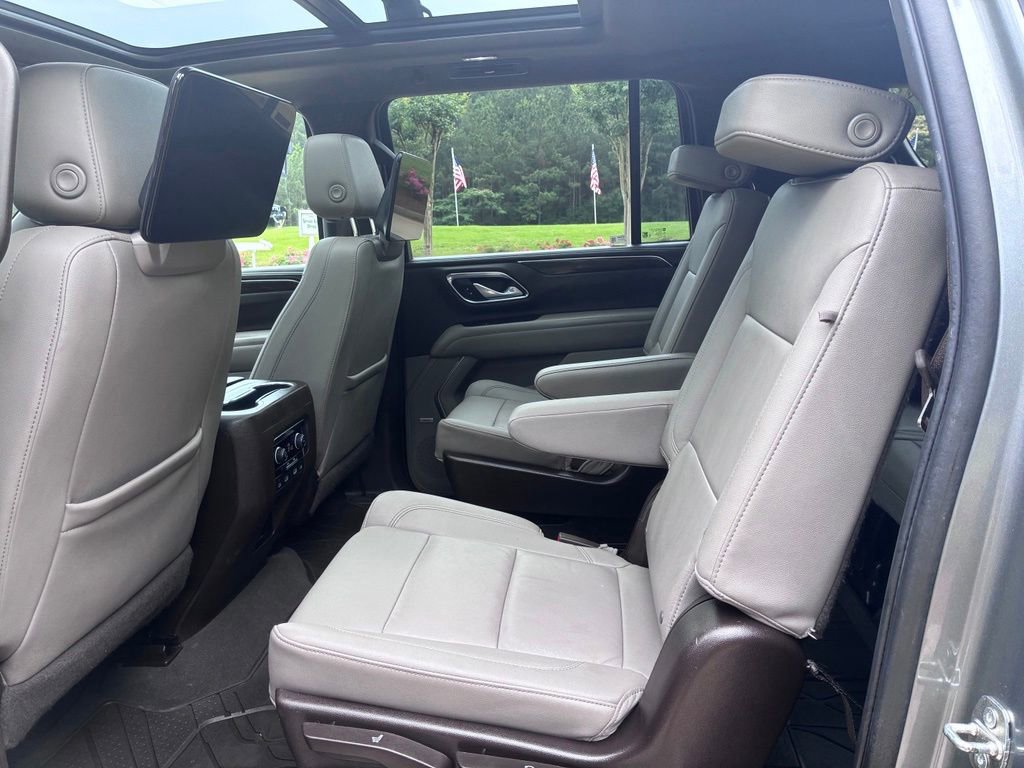 Used 2022 Chevrolet Suburban Z71 w/ Max Trailering Package AWD/4WD image 21