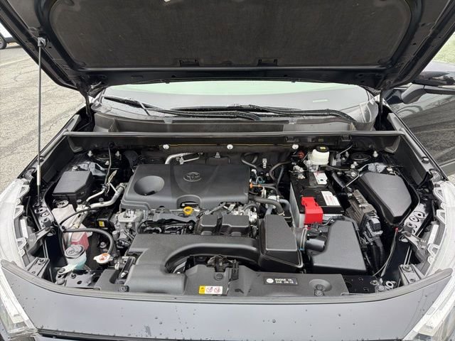 Used 2023 Toyota RAV4 XLE Premium image 25