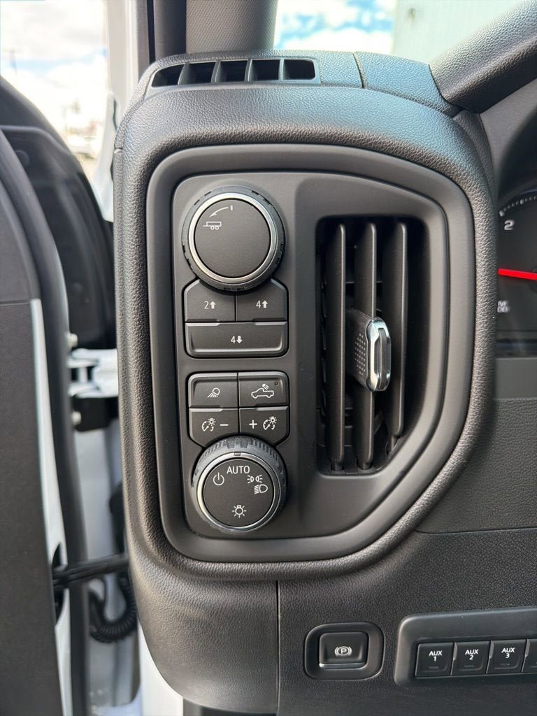 New 2026 Chevrolet Silverado 3500 W/T w/ WT Convenience Package AWD/4WD image 16