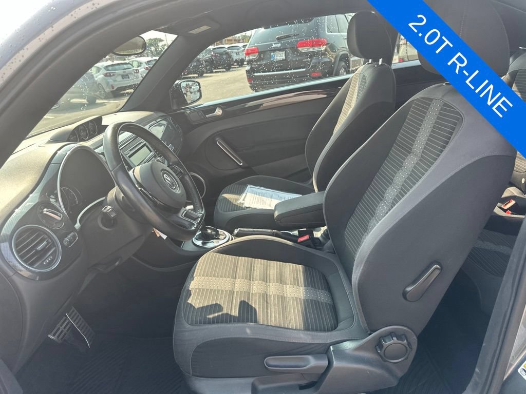 Used 2014 Volkswagen Beetle R-Line FWD image 11