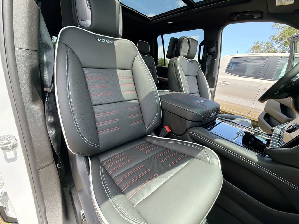 New 2026 GMC Yukon XL AT4 Ultimate AWD/4WD image 34