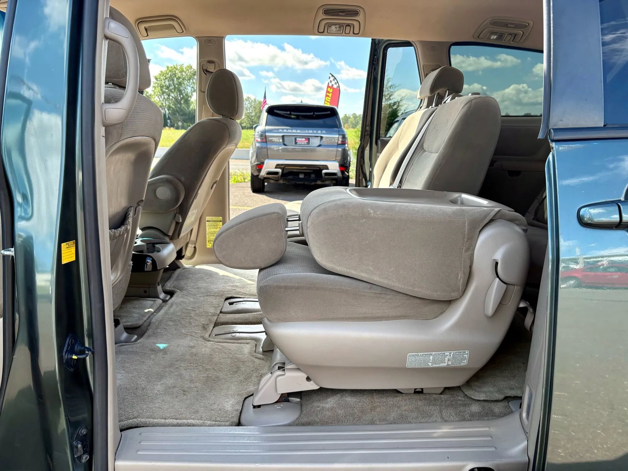 Used 2005 Toyota Sienna LE image 17